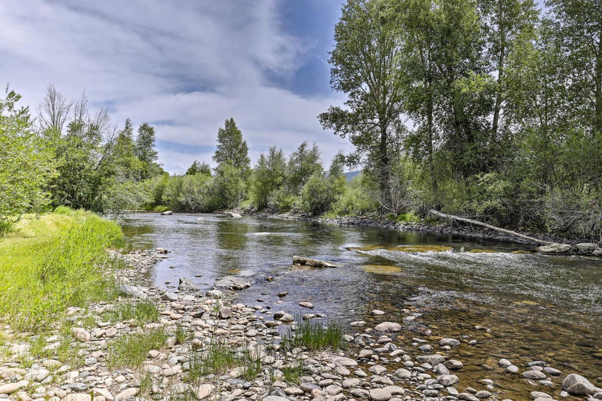 Riverfront Cabin About 4 Mi To Granby Ranch! Eksteriør billede